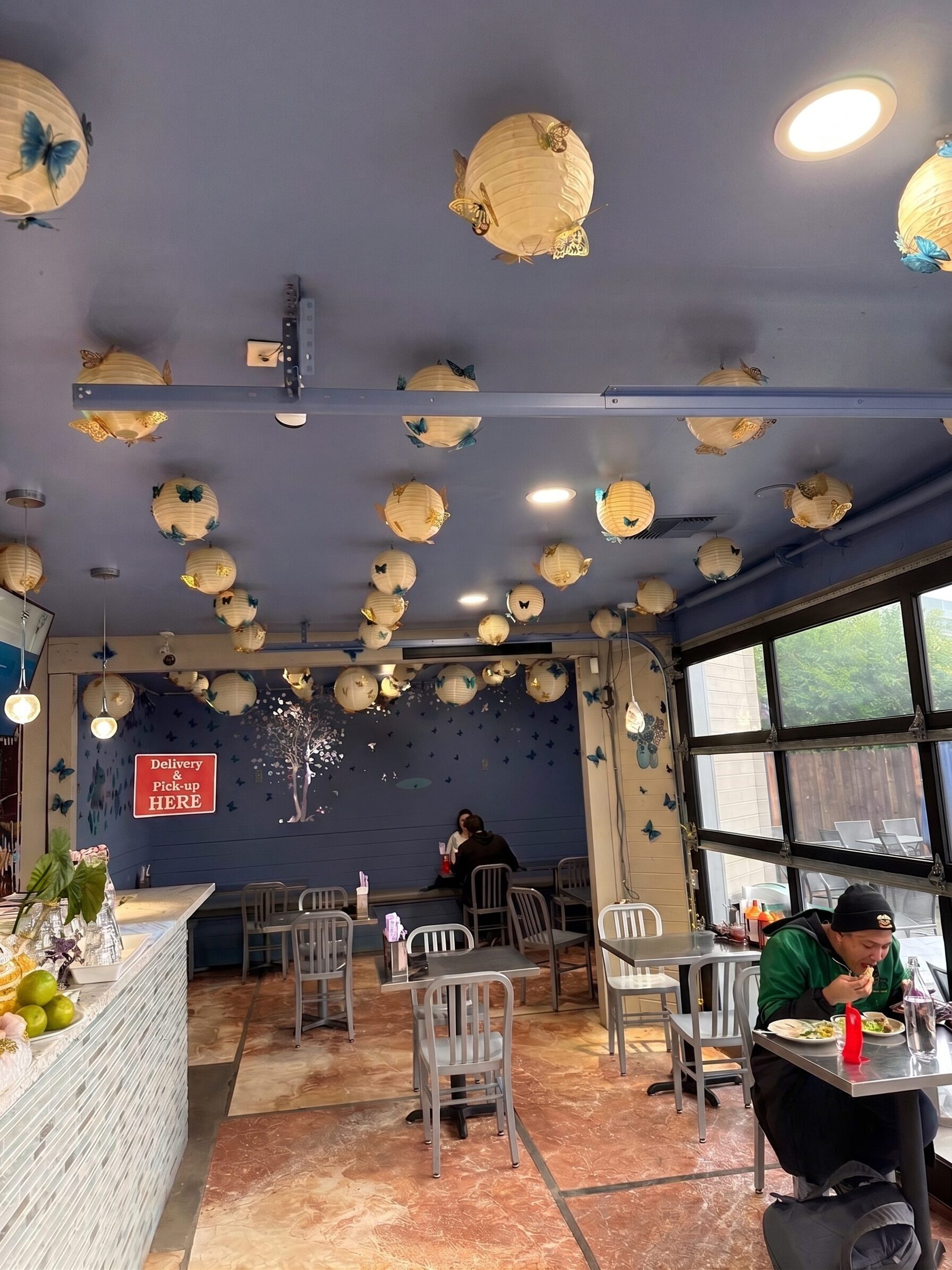 A Peaceful Place to Dine
